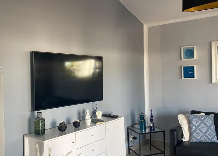 Dalai - Pool View- Good Wifi דירה