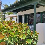 Dalai - Pool View- Good Wifi Apartment